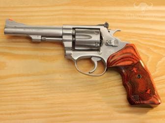 smith and wesson Hover